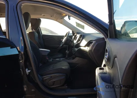 2019 Jeep Cherokee Latitude Fwd from USA, damaged, VIN 1C4PJLCB8KD205541